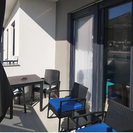 Penthouse Ika شقة